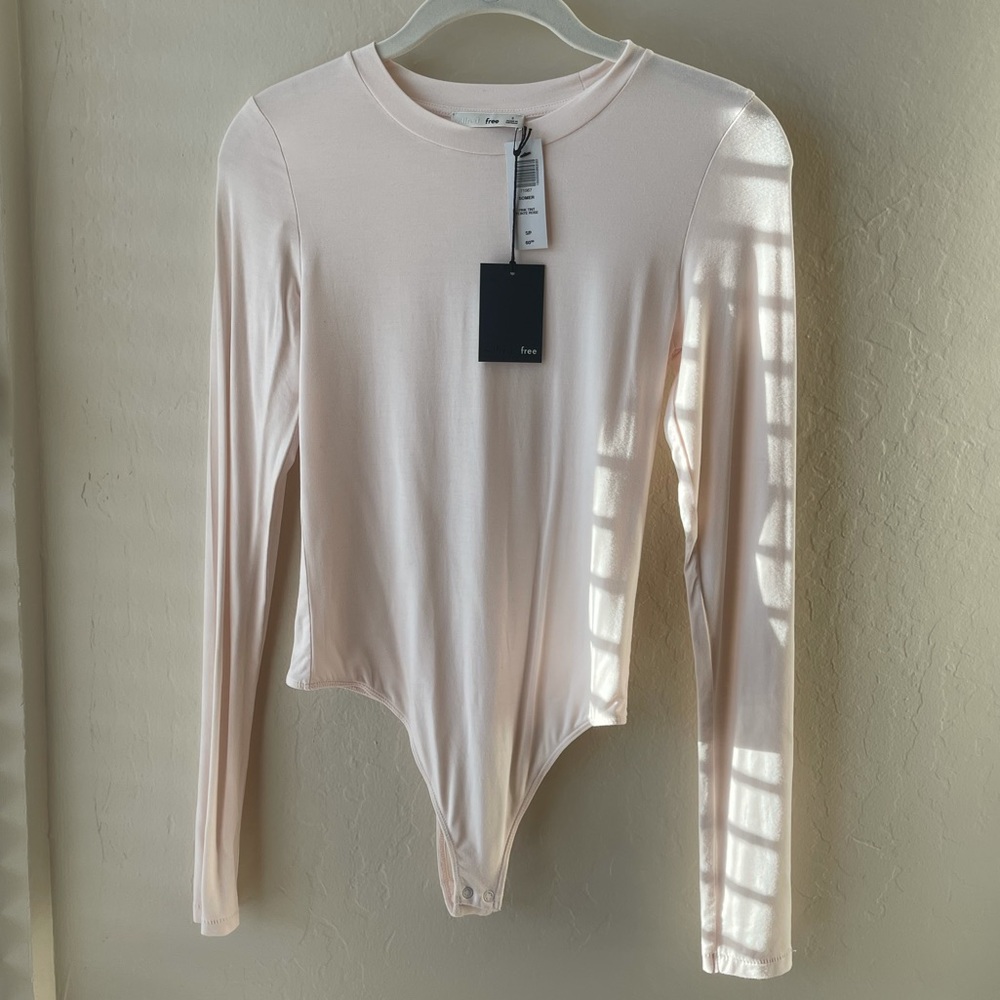 Aritzia Wilfred Free Somer Bodysuit